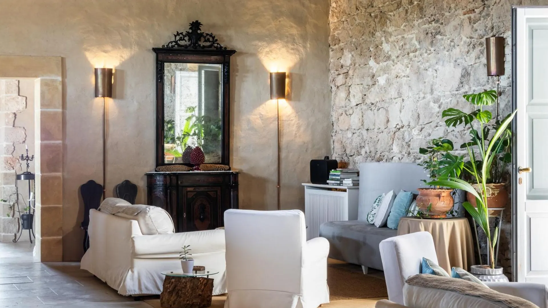 Masseria Costanza Vendicari Noto Resort