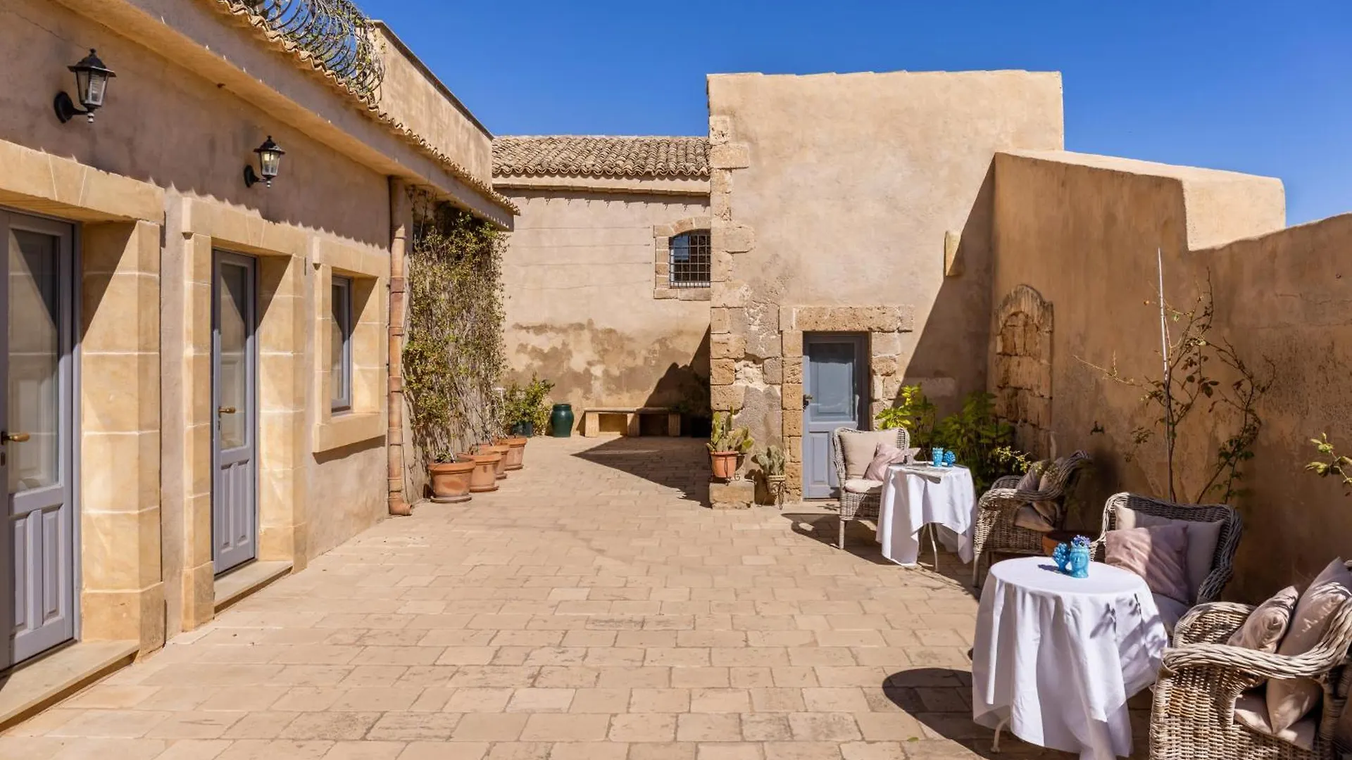 Masseria Costanza Vendicari Noto