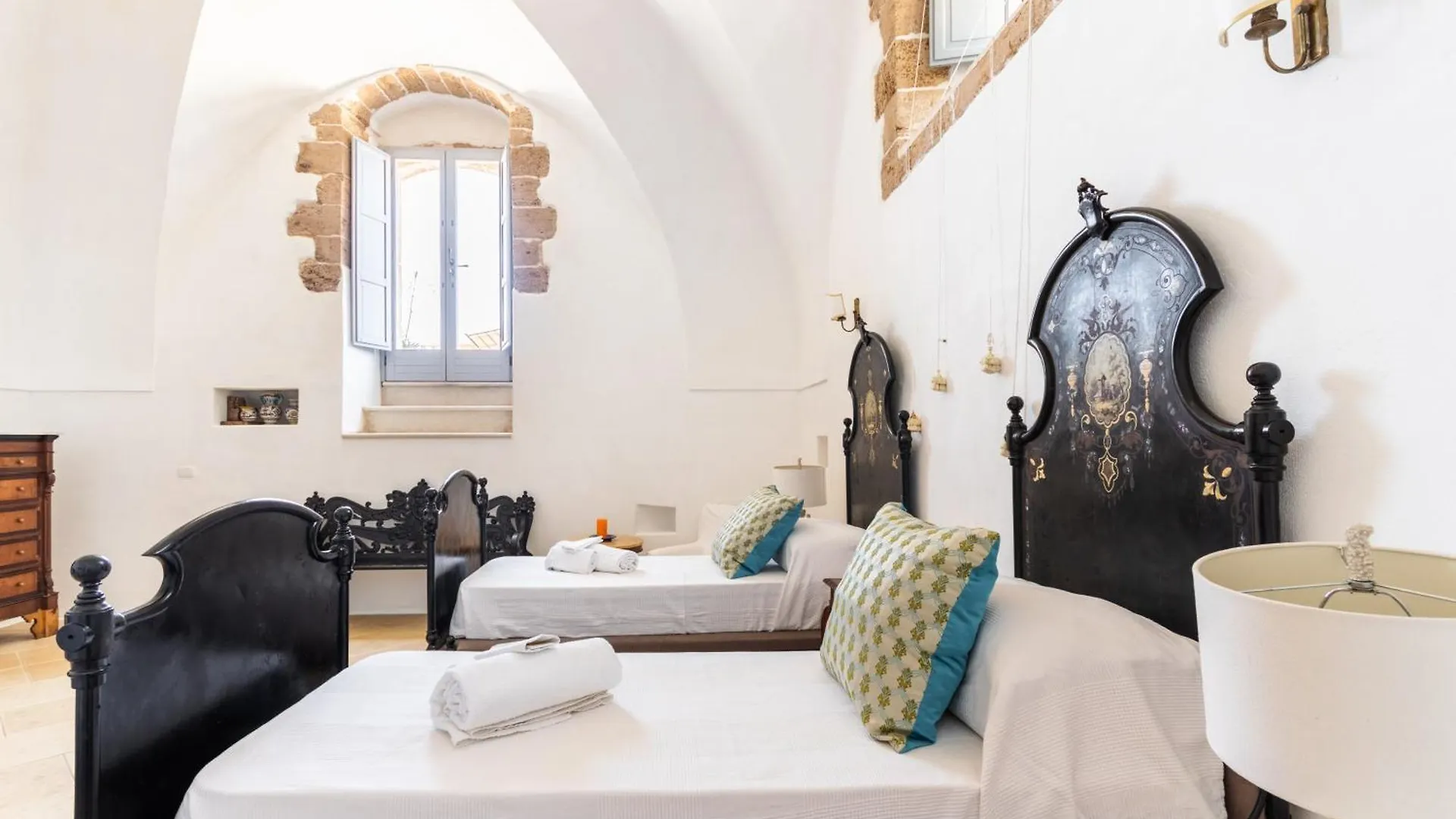 Masseria Costanza Vendicari Noto 0*,  Italy